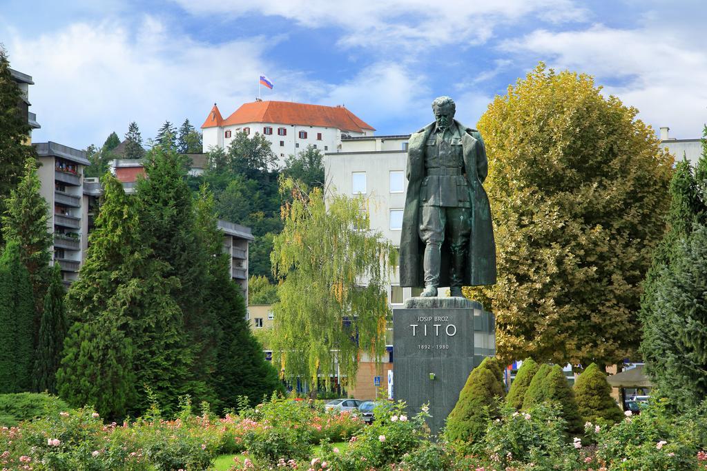 Hotel Paka Velenje Buitenkant foto